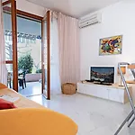 Ortensia - Regarda Travel Apartment